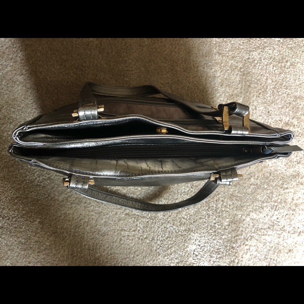 Sak - Picture 3 of 6